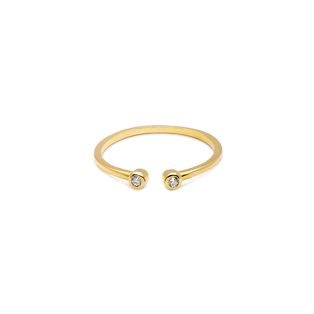 anillo de oro abierto con circonitas minimalista elegante y fino